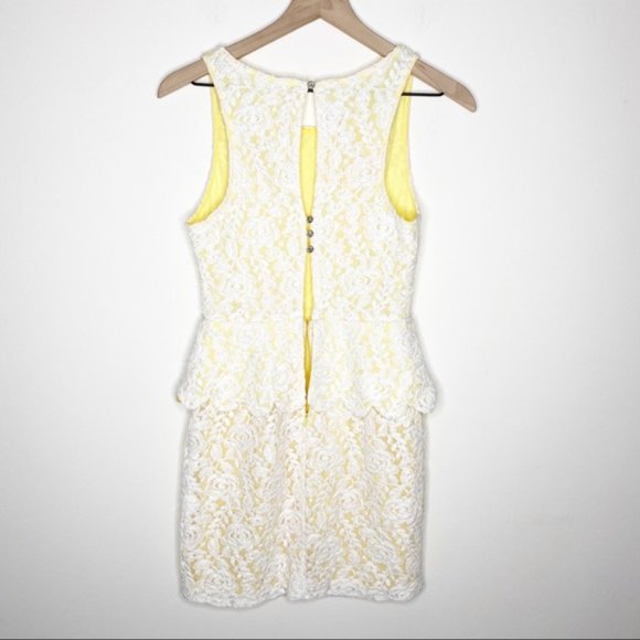 Chelsea & Violet Yellow Lace Sleeveless Peplum Waist Mini Dress Small - Picture 3 of 9